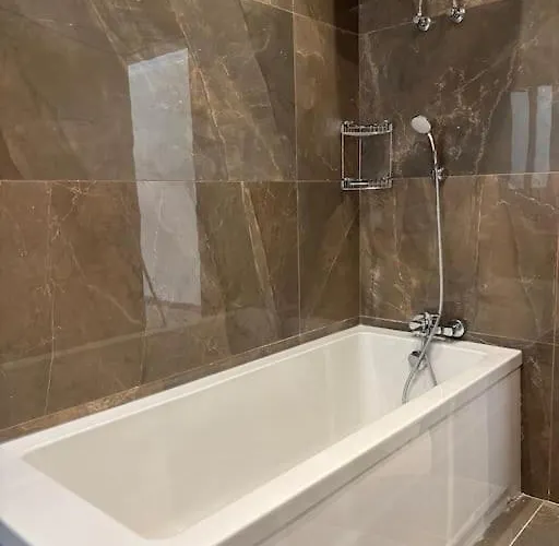 San Anton Gardens 3bdr Appartamento