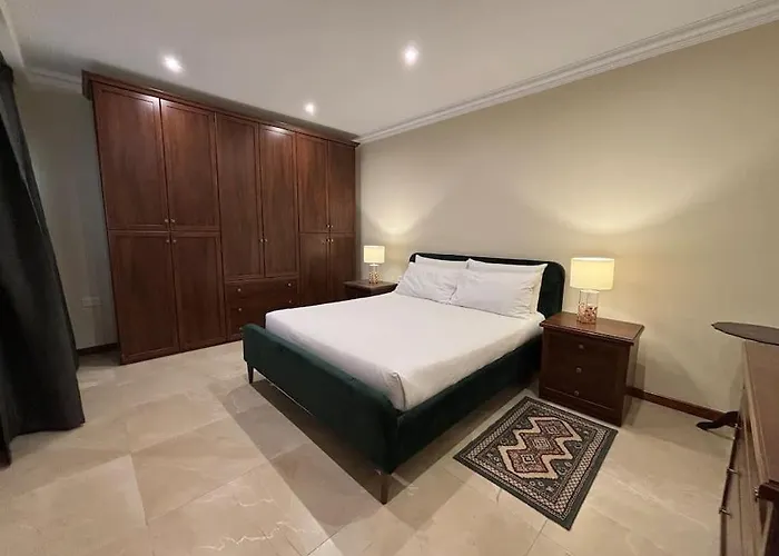 San Anton Gardens 3bdr Appartamento